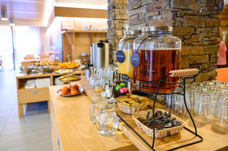 Food & Drinks 5, Vetrnik Depandance Hotelu Jirinka, Ústí nad Orlicí