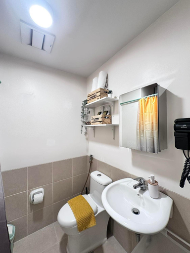 Bathroom 5, Celandine Residence by DMCI, Quezon City