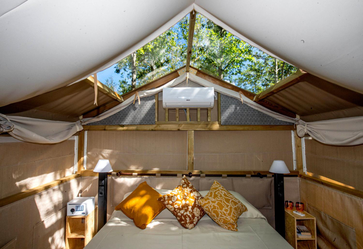 Bedroom 3, Camping Village Baia Azzurra, Grosseto