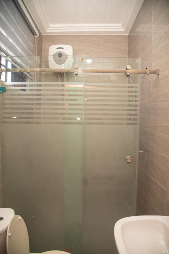 Bathroom 2, Mojo Apartment II, Tema, Tema
