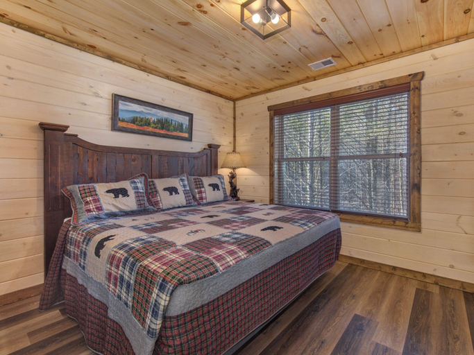 Bedroom 3, Twisted Pines by Smoky Cove Resort, Sevier
