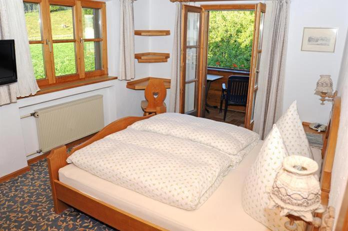 Bedroom 2, Gastehaus Nigg, Ostallgäu