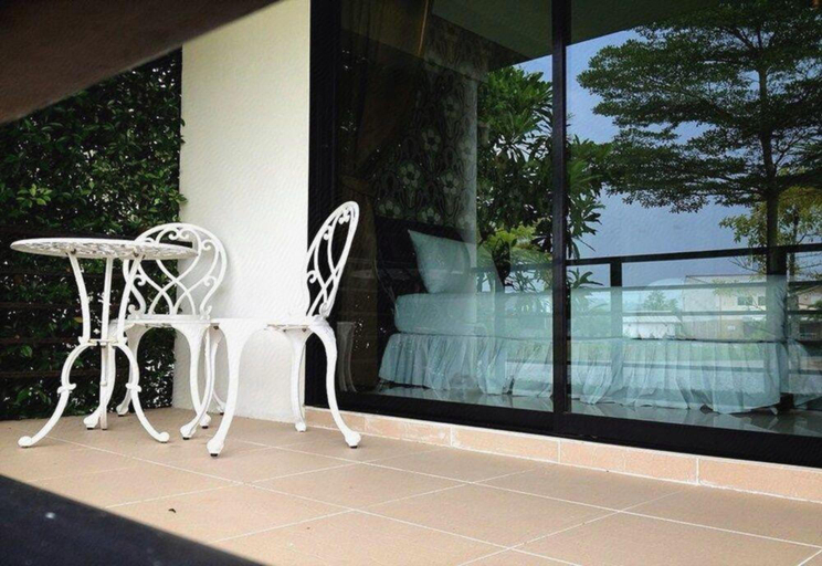 Others 4, B.M.P Resort, Thai Mueang