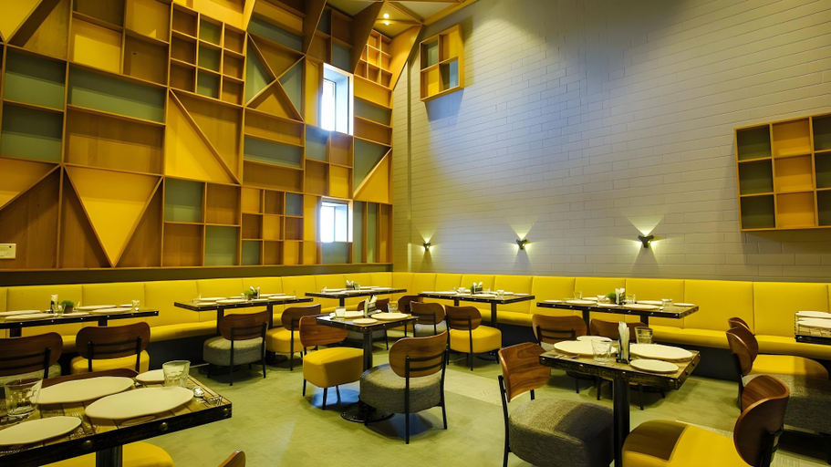 Food & Drinks 4, Weekend Address By Honest Homes , Surat