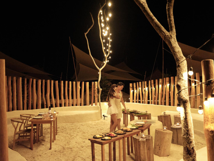 Food & Drinks 4, The Survival by Seudam, K. Ko Kut