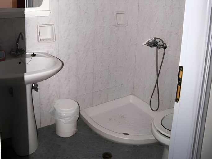 Bathroom 3, Katerina Roza Studios - Heartfelt Hospitality in the City, South Aegean