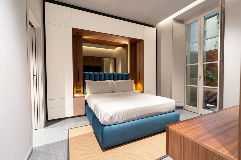 Bedroom, Domus Suites Colosseum, Rome