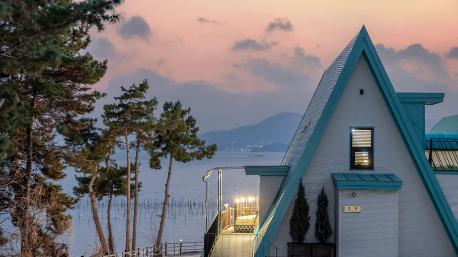 Exterior & Views, Sacheon Ara Private Pool Villa, Sacheon