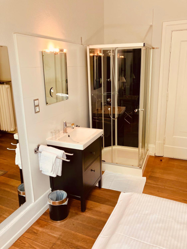 Bathroom 4, Hotel Amsterdam, Hamburg
