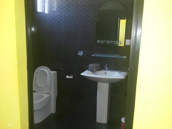 Bathroom 3, Polhena Coral Reef Resort, Matara Four Gravets