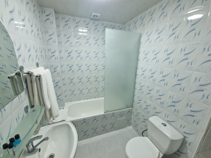 Bathroom 2, KUVONCHOY BONU B@B, Xiva
