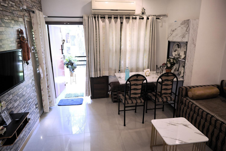 Others 5, Homeland Stay- Gold Category 3BHK Suit Nr Kankaria, Ahmadabad
