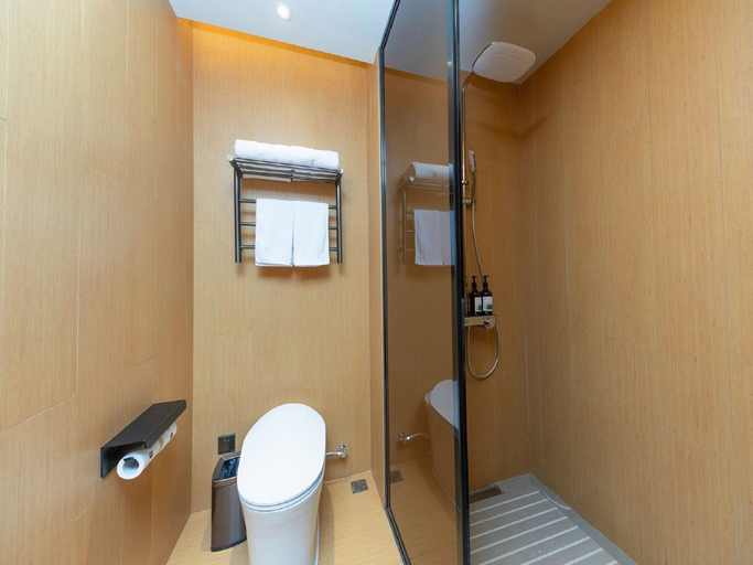 Bathroom 4, Ji Hotel Taixing Xinghuo Road, Taizhou