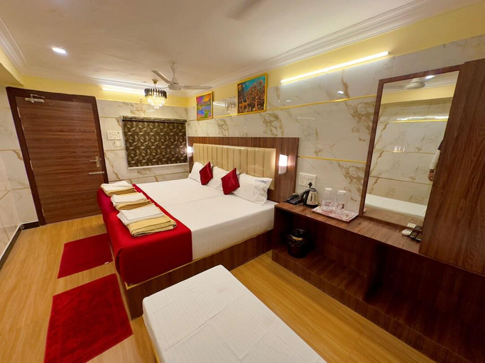 Bedroom 2, Hotel Classic Kanchipuram, Kancheepuram