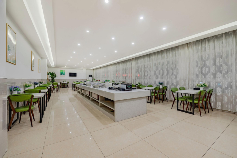 Food & Drinks 4, GreenTree Inn Anqing Huaining County Development Zone Duxiu Road, Anqing