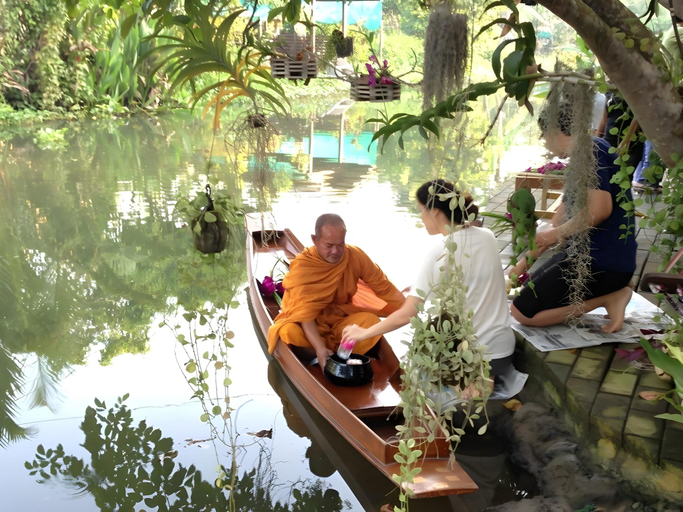 Others 4, Baansuanleelawadee, Amphawa