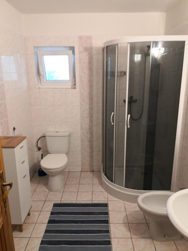 Bathroom 3, Penzion u ORFA, Benešov