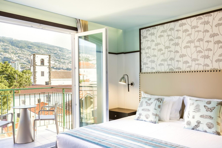 Bedroom 3, Castanheiro Boutique Hotel, Funchal