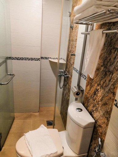 Bathroom 5, KTC HOTEL, Batang Padang