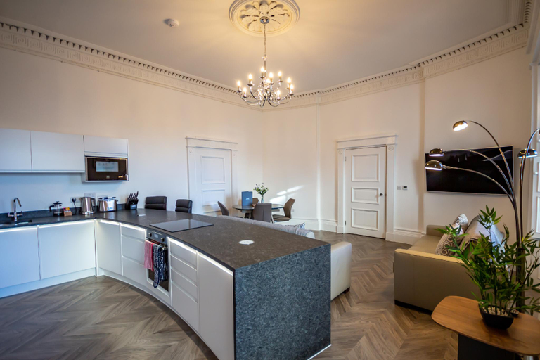 Others 4, 1 Bed- The Kensington Suite, Plymouth