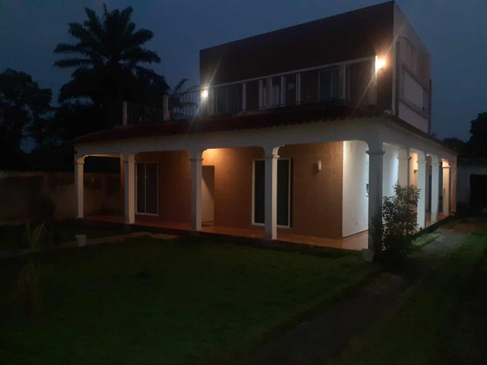 Others 3, Stay Hostel, Lobata