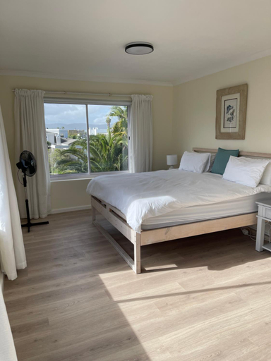 Bedroom 2, Silver Sunsets Self-catering Apartments, City of Cape Town