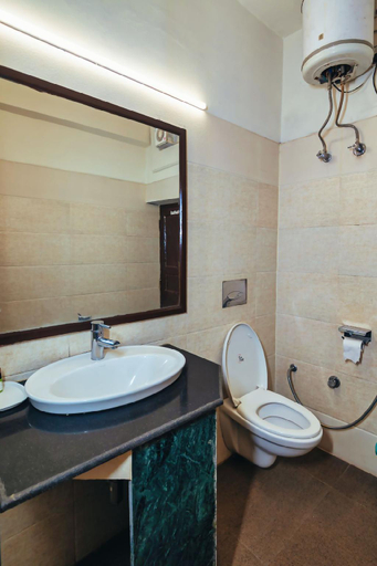 Bathroom, Royal Residency, Chamba