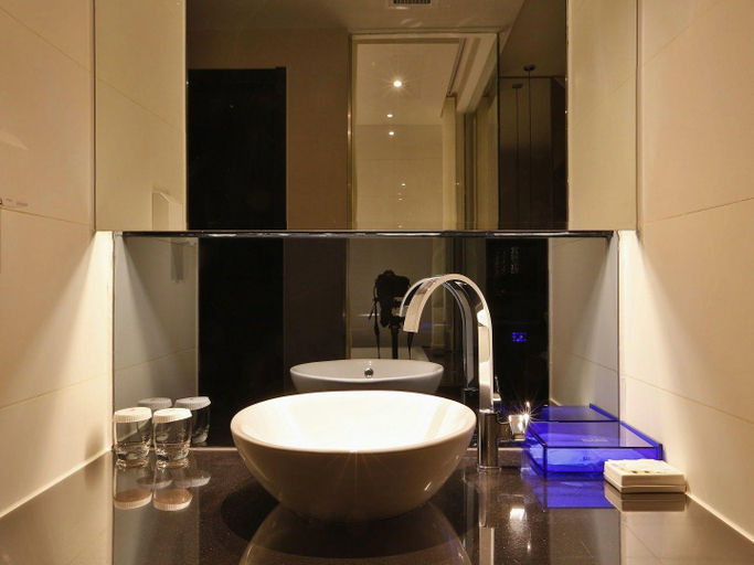 Bathroom 3, Orange Hotel Zhenjiang Railway Station Wanda Plaza, Zhenjiang