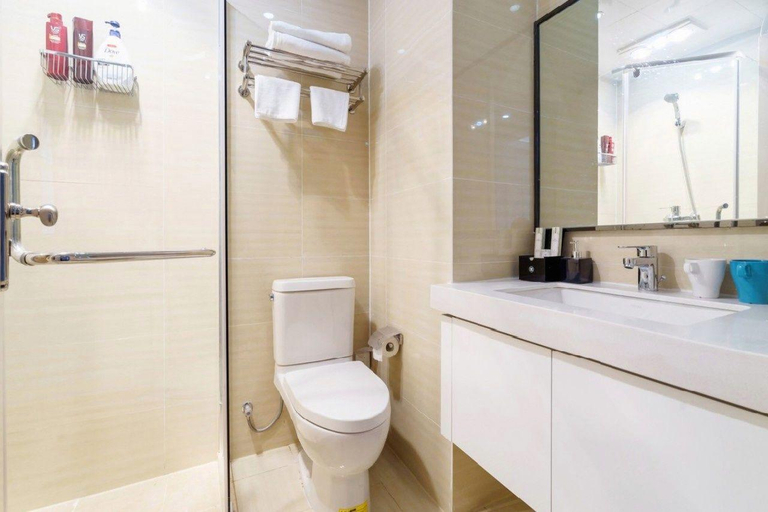 Bathroom 3, Kerry Carr cinema Hotel (Wuhan Optical Valley one39 store), Wuhan
