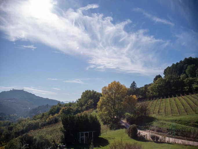 Others 3, Apartment in Umbria with shared pool, Perugia