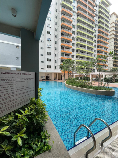 Sport & Beauty 2, Dalamanda 3Pax Sunway Velocity Balcony CIty View, Kuala Lumpur