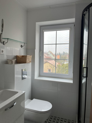 Bathroom 2, GOSCINIEC STRZECHA, Nowy Dwór Gdański