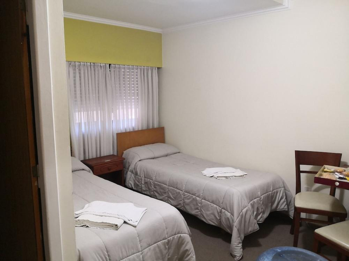 Others 2, Los Lagos Hotel, Lago Argentino