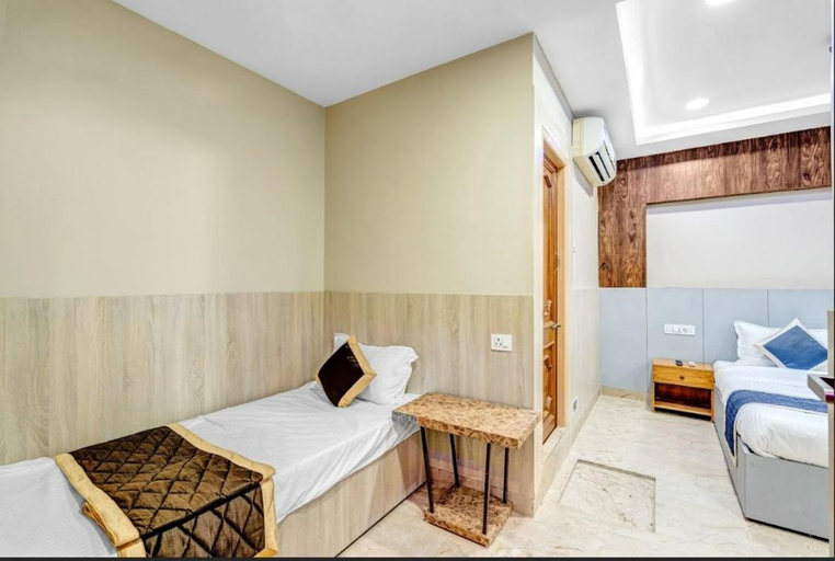 Bedroom 2, WOODEN PARK HOTEL, Chennai