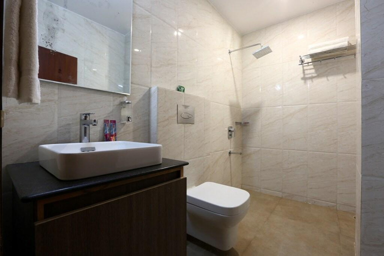 Bathroom, Hotel Jironi, Jorhat