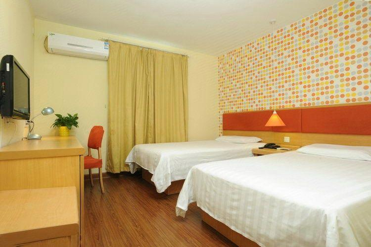 Bedroom 2, Home Inn Neo Changzhou Railway Station, Changzhou