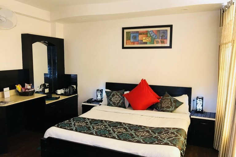 Bedroom 4, Hotel Jungle Hut, Kangra