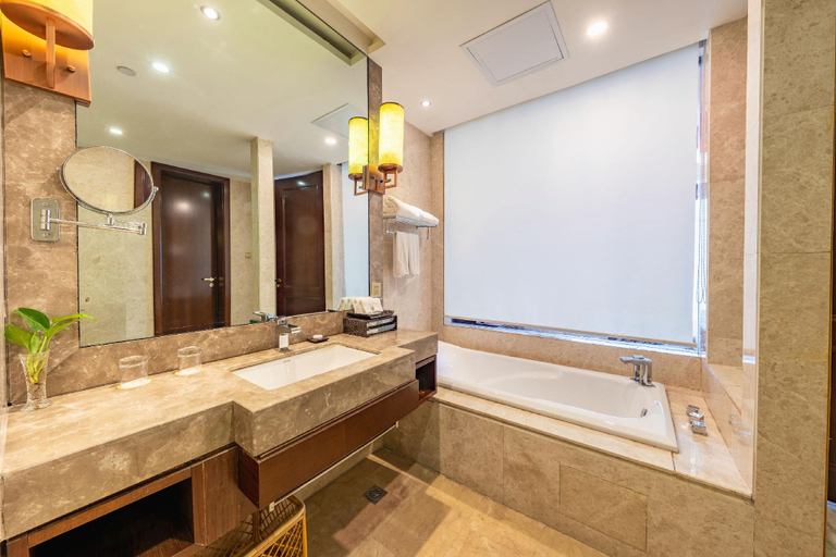 Bathroom 3, Luling Hotel, Ji'an