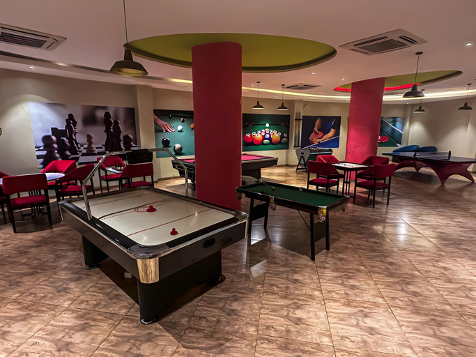 Food & Drinks, Ambition studio apartment at rajhans belliza, Surat