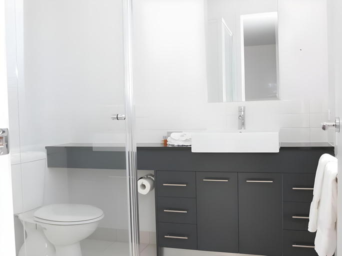 Bathroom 4, Beachside Apartments, Bonbeach, Melbourne