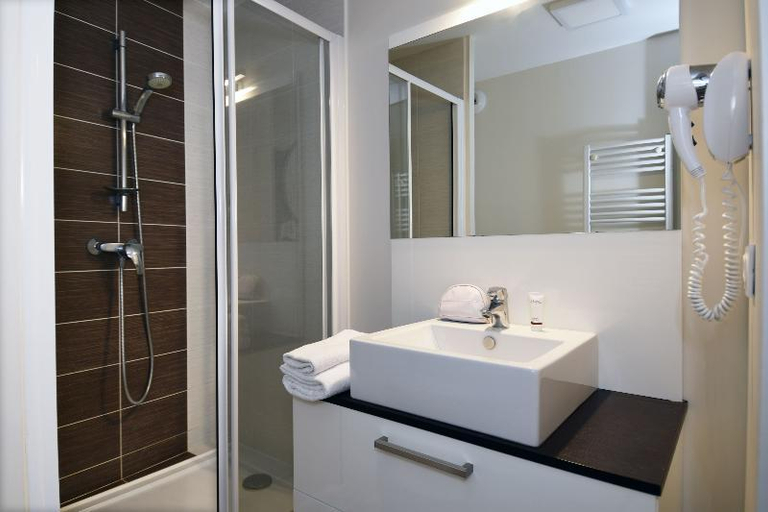 Bathroom, Odalys Résidence Les Dunes du Soleil, Hérault