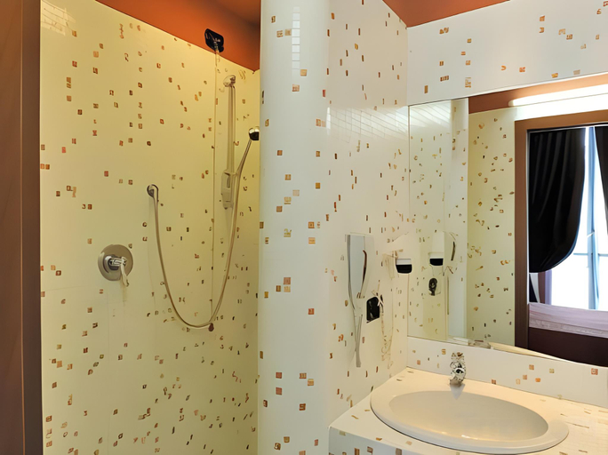 Bathroom 4, Art Hotel Boston, Torino