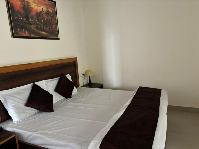 Bedroom 2, Nature hike, Garhwal