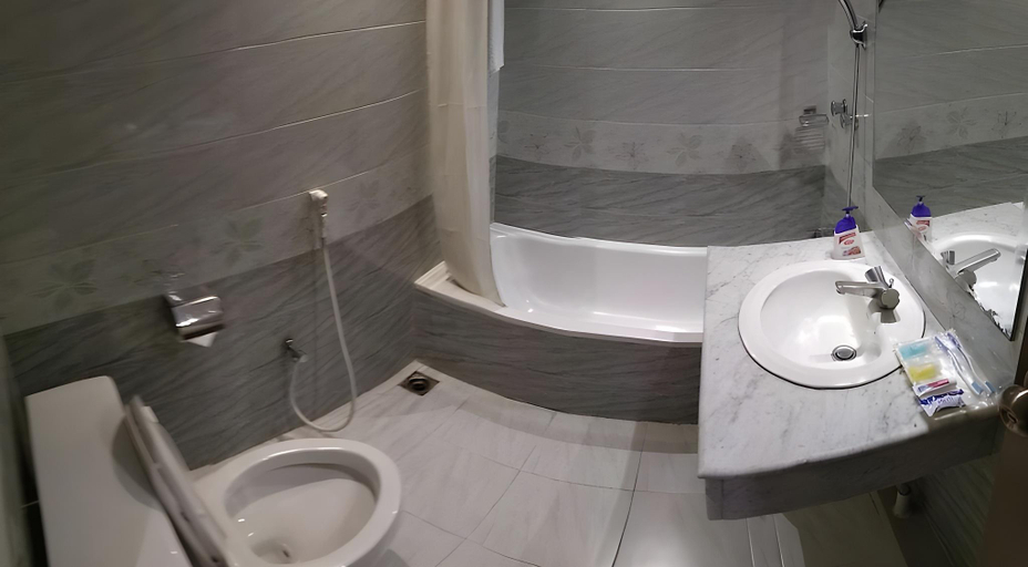 Bathroom 4, Sea Shell Residence Ltd., Dhaka