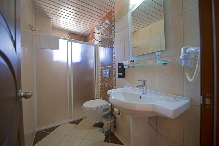 Bathroom 3, Adaburnu Golmar Beach Hotel, Datça