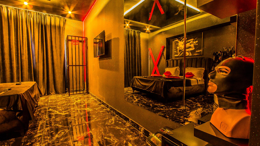 Food & Drinks 4, Romeo Nights - Love Rooms - Adults Only, Municipiul Bucuresti