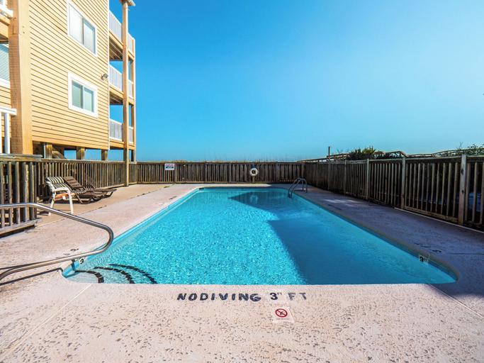 Sport & Beauty 5, Sand Pebbles by Carolina Retreats, New Hanover