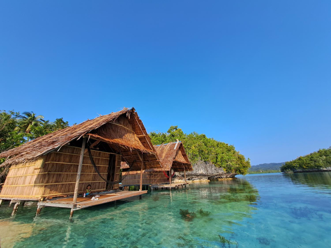 Exterior & Views 2, GAM BAY bungalow's, Raja Ampat