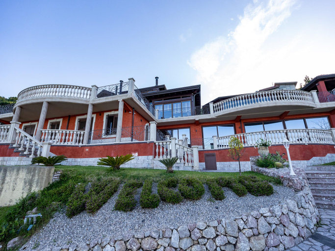 Exterior & Views 1, Villa with private indoor sauna in Sicily, Messina