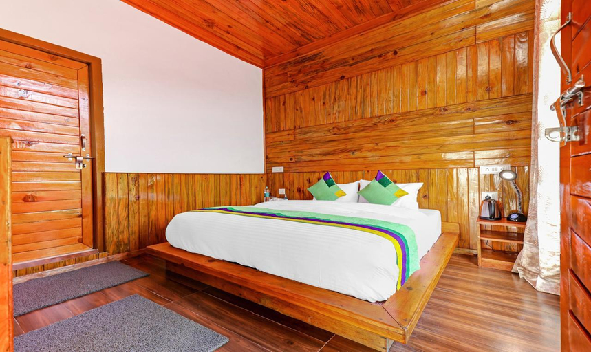 Bedroom, Omvilla with Mountain View, Nainital